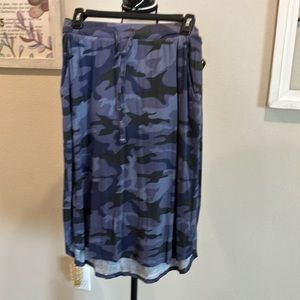 Zenana Blue gray camo midi skirt with pockets and tie front